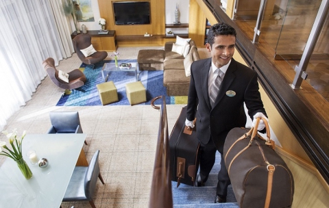 Professione maggiordomo: �Soddisfiamo tutte le richieste, siamo nati per servire�